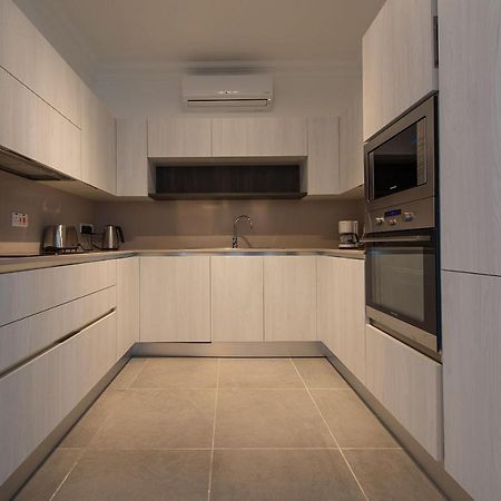 Seafront Luxury Apartment With Pool Sliema Luaran gambar