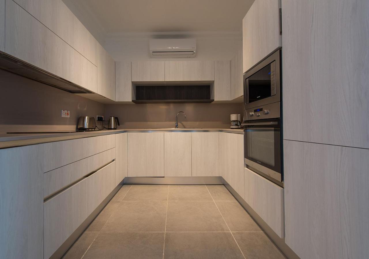 Seafront Luxury Apartment With Pool Sliema Luaran gambar